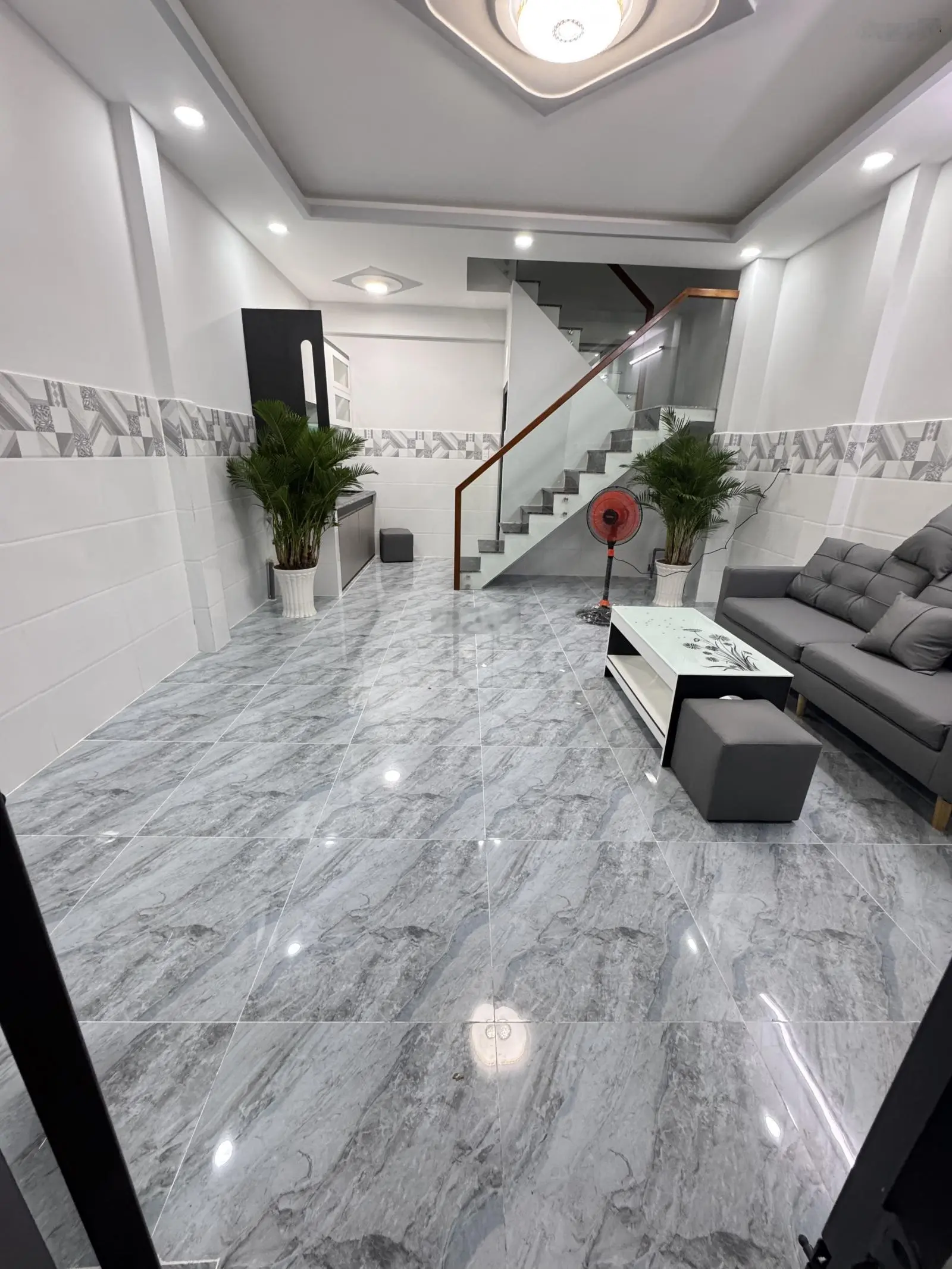 Chính chủ bán gấp nhà đường Đình Nghi Xuân giáp Tân Phú [4.5m x 7m ] Trệt ,2 lầu ,2PN ,3WC
