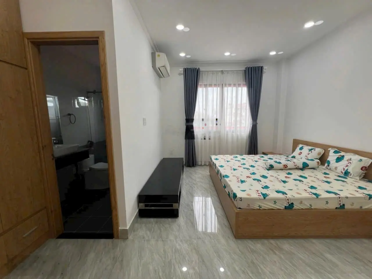 Bán nhà 1 trệt 3 lầu hẻm nhựa rộng 7m đường số 10, Nguyễn Thị Định ngay chợ Cây Xoài