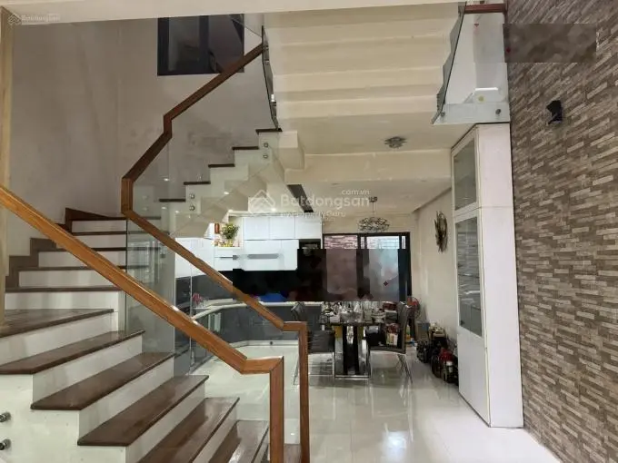 Nhà mặt tiền Nguyễn Hữu Dật Hải Châu Đà Nẵng