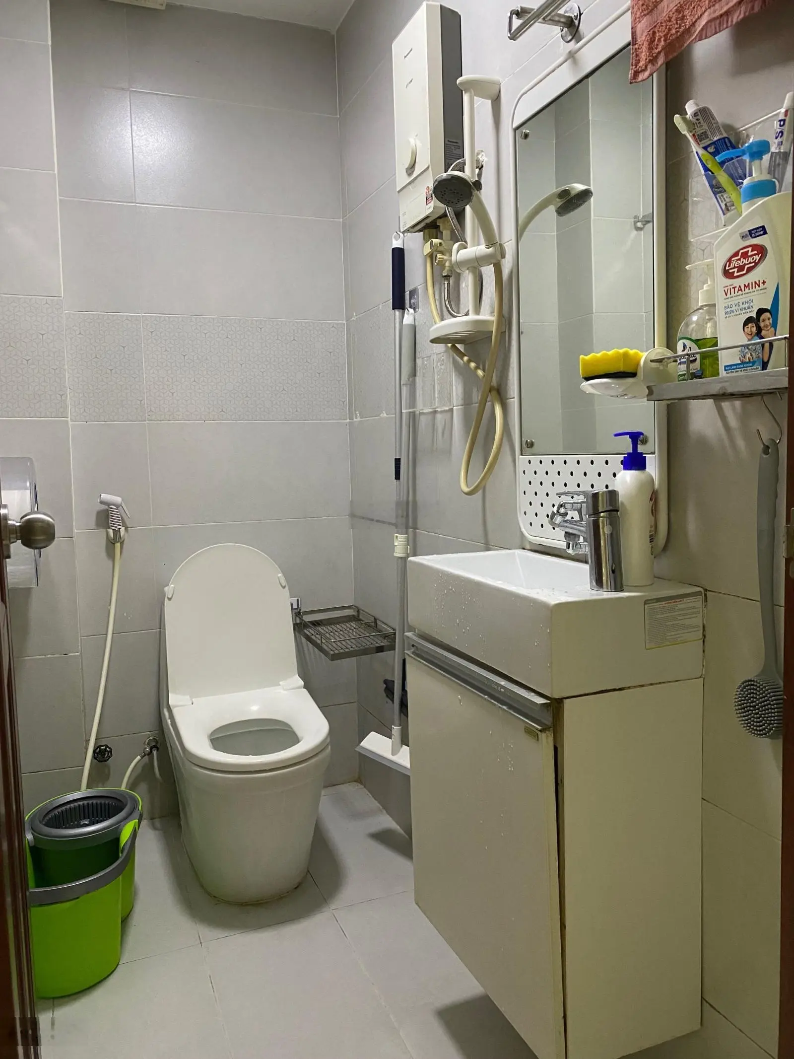 Chính chủ bán MTKD vip sát chợ Bình Tây, đường Lê Quang Sung, P. 2, Q. 6, giá chỉ hơn 8 tỷ