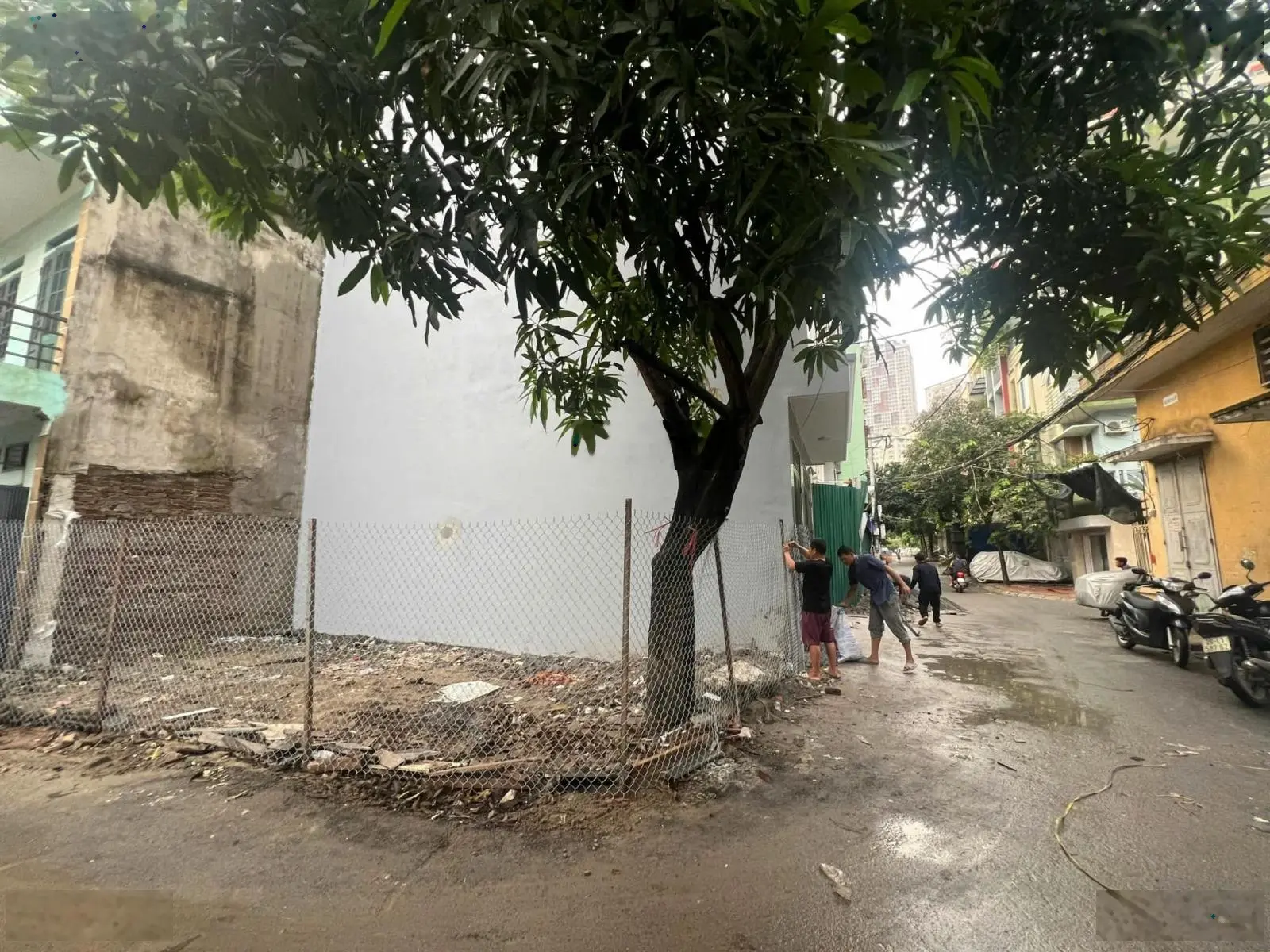 Bán đất Ngô Quyền La Khê 36m, MT 4.2m, giá 7.95 tỷ, lô góc, ô tô tránh, nở hậu đẹp