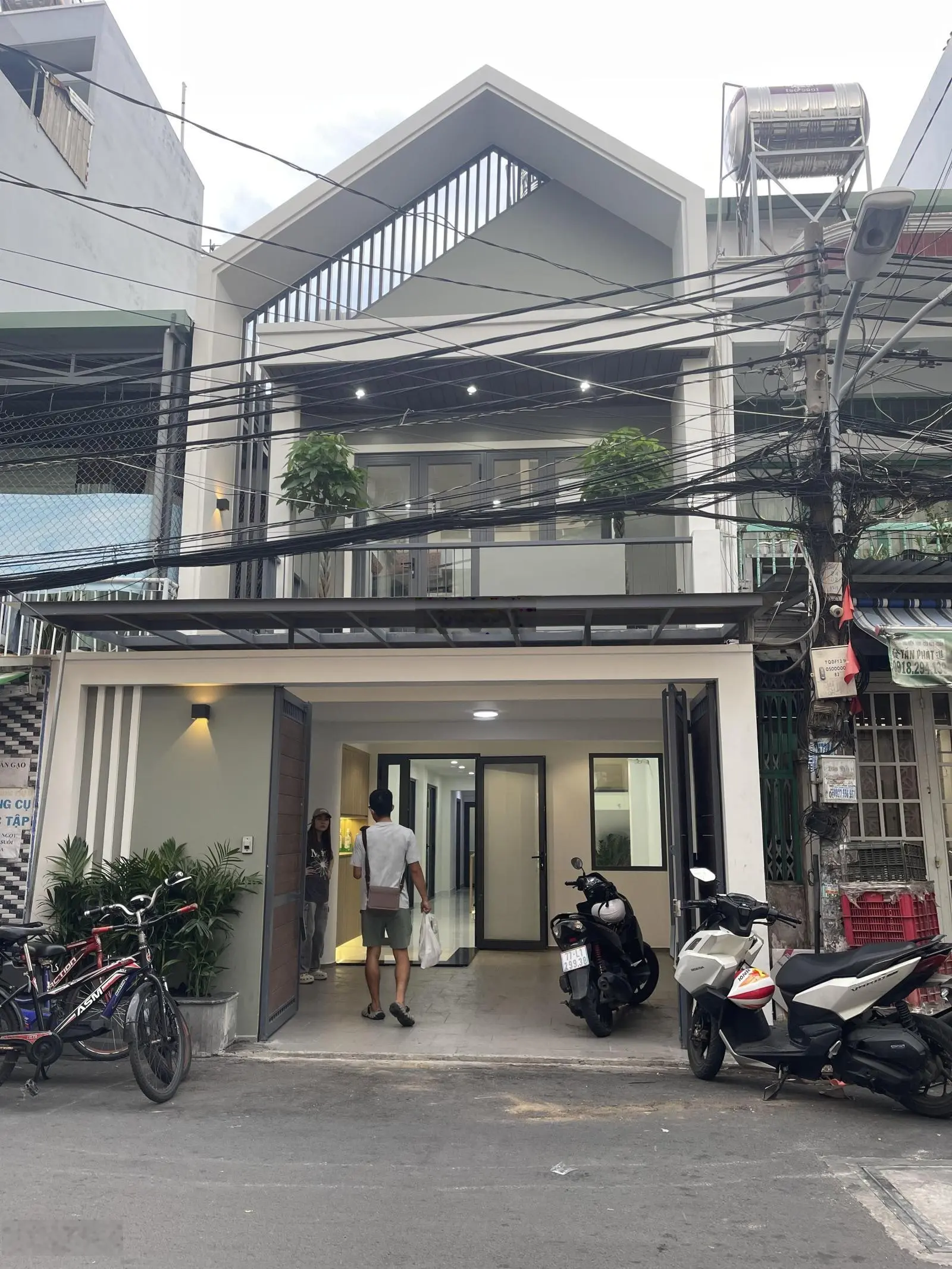 Bán Nhà 5x20m Mặt Tiền Hẻm 12m đường Lê Văn Lương, Tân kiểng,Q7,Nhà Mới, Vị Trí đẹp Giá rẻ 11.3ty