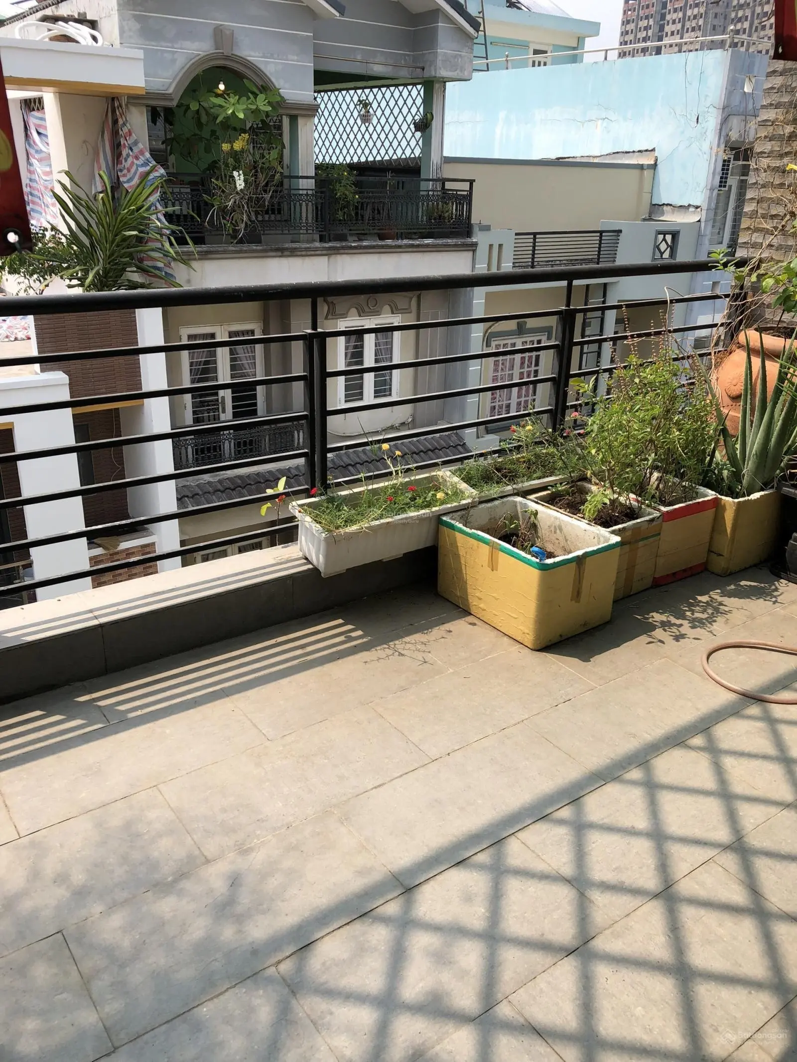 Bán nhà mặt phố tại Hoàng Quốc Việt, 24 tỷ, 132 m2, giá ưu đãi. LH: 0902 781 ***