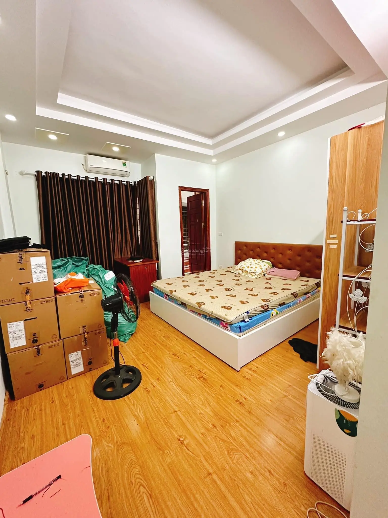 Bán nhà đẹp Võng Thị - Tây Hồ: 6 tầng * 33m2, MT 4m, gần ô tô gần phố, full NT, 8 tỷ