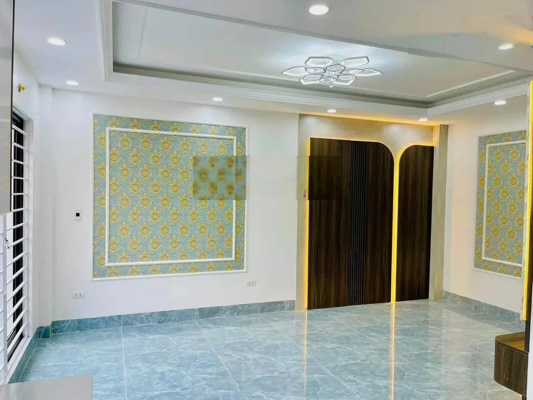 Bán nhà Bùi Xương Trạch. Nhà mới đẹp. Full nội thất oto tránh DT 34m2 2-6 tầng MT 5.7m. Giá 8.45 tỷ