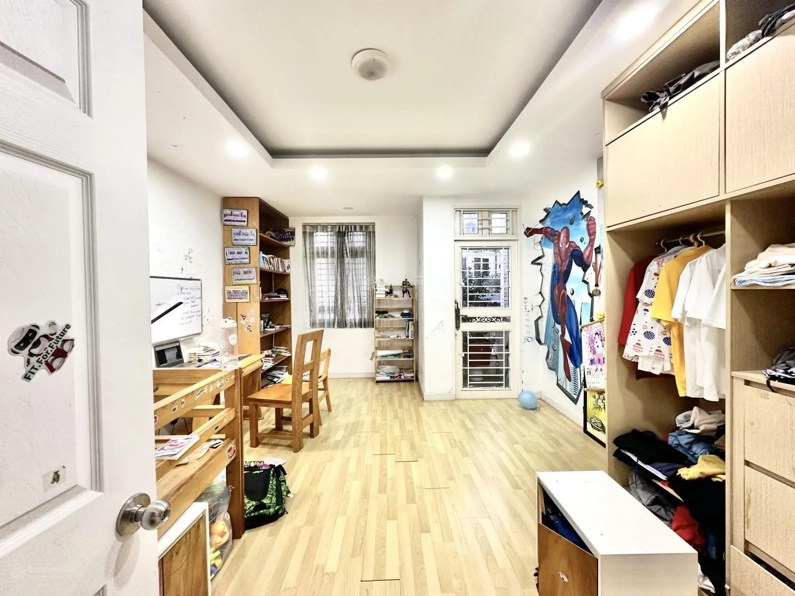 Biệt thự mini Lê Quang Định Bình Thạnh, hẻm nhựa 5m, 4.3x17m 5 tầng có hầm, sân để xe hơi 7 chỗ