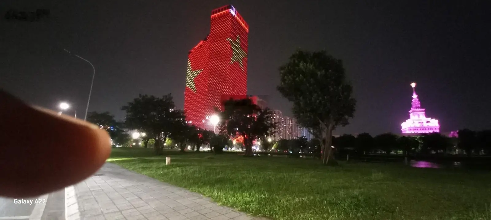 Bán đất 55m ,giá hơn 2 tỷ, đông dư gia lâm