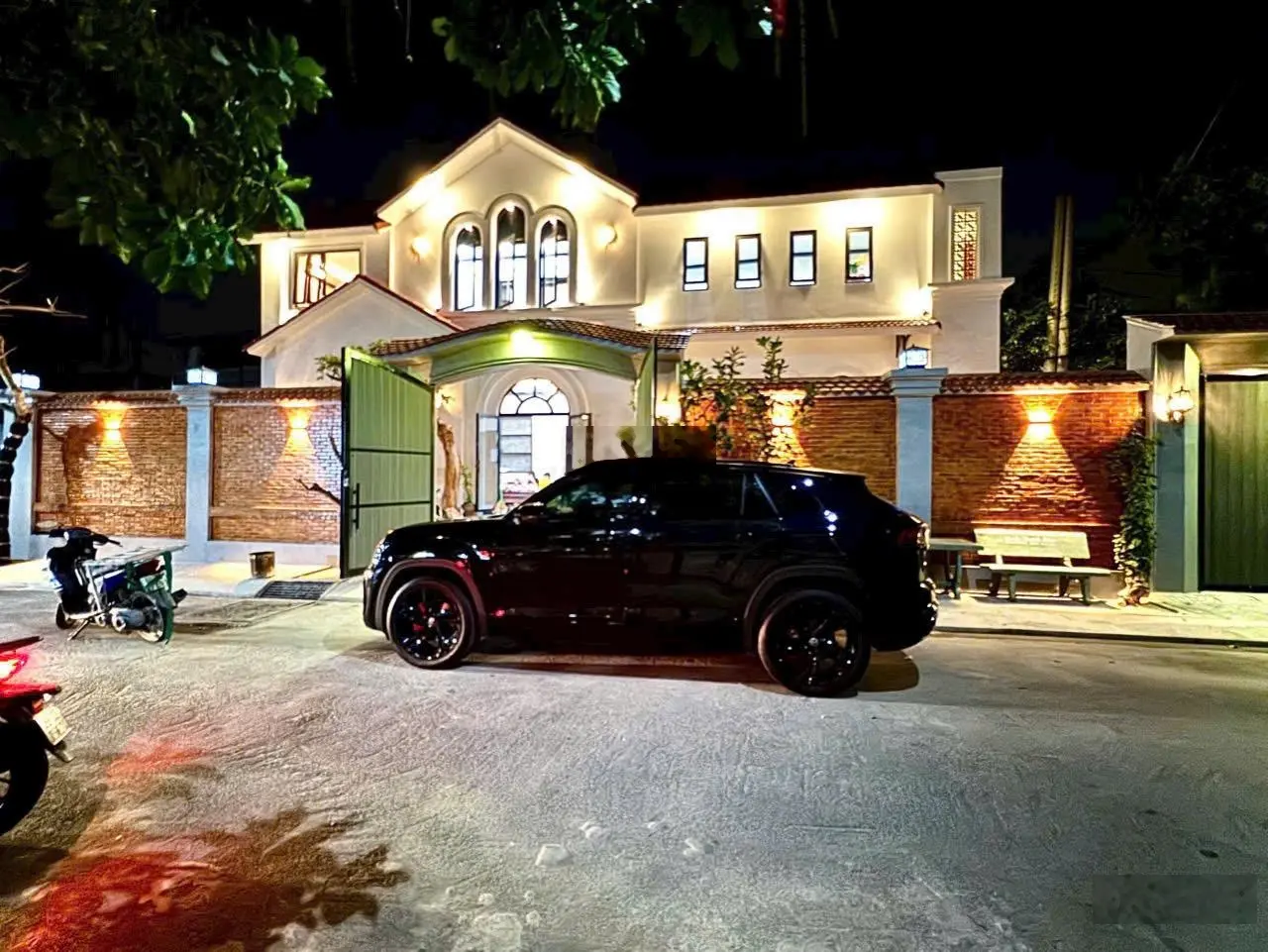GIẢM 2 TỶ Biệt thự vườn nghỉ dưỡng Lê Văn Chí 374m2 gần Bv Linh Trung 15.7 Tỷ