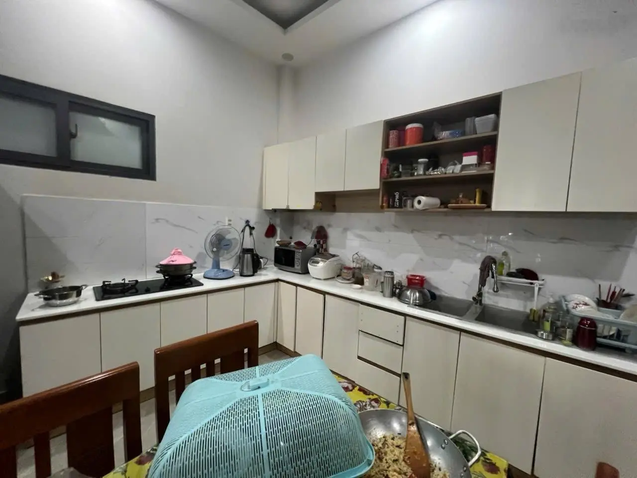 Nhà siêu đẹp 8,5 tỷ 90m2 xd 3 tầng đường ô tô thông, ngang khủng hơn 7m vị trí Lê Văn Thịnh, chợ 39