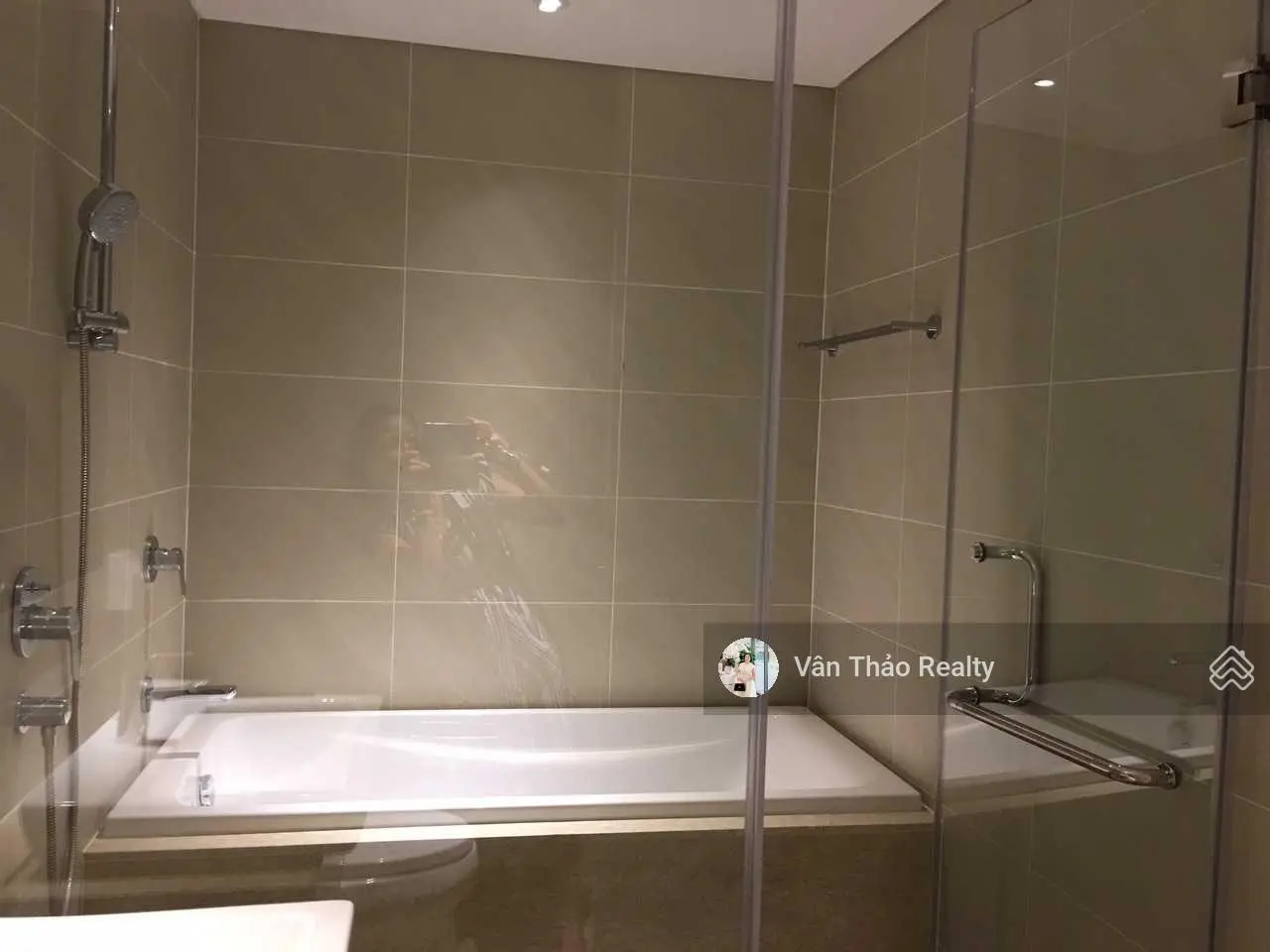 (Giá tốt nhất thị trường) giỏ hàng căn 2PN view đẹp - sẵn xem nhà liền tại Đảo Kim Cương Quận 2