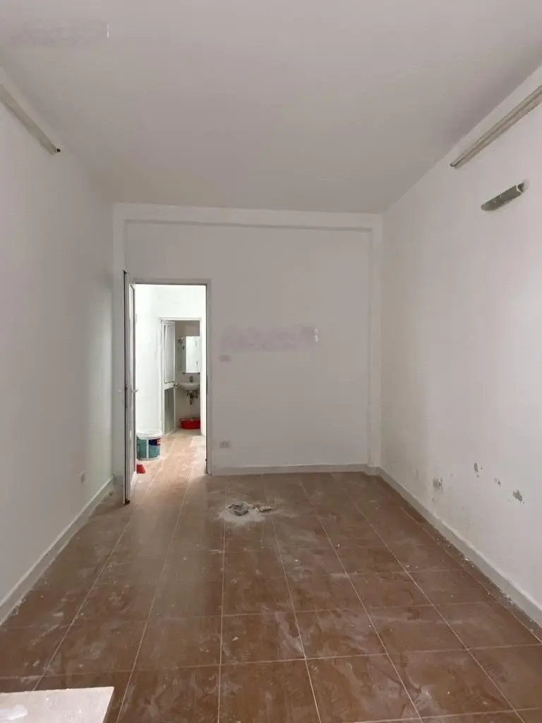 Cực hiếm, bán nhà cầu giấy, ngõ thông - cách nhà 5m ô tô tránh - ở sướng, 33,5m2, giá 5,8 tỷ