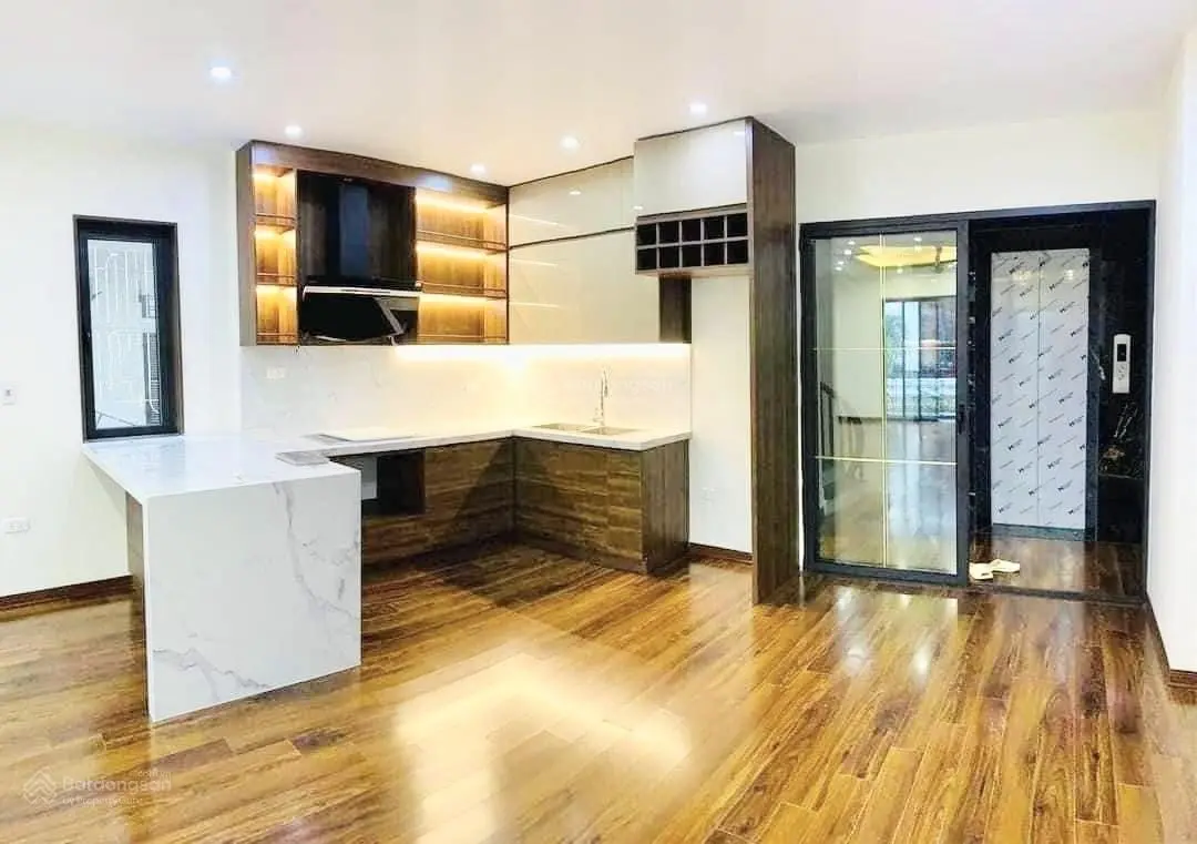 Bán nhà đường Hồ Đắc Di lô góc xây mới 43m2 6 tầng thang máy 10m ra ô tô tránh ngõ 3m cực thoáng