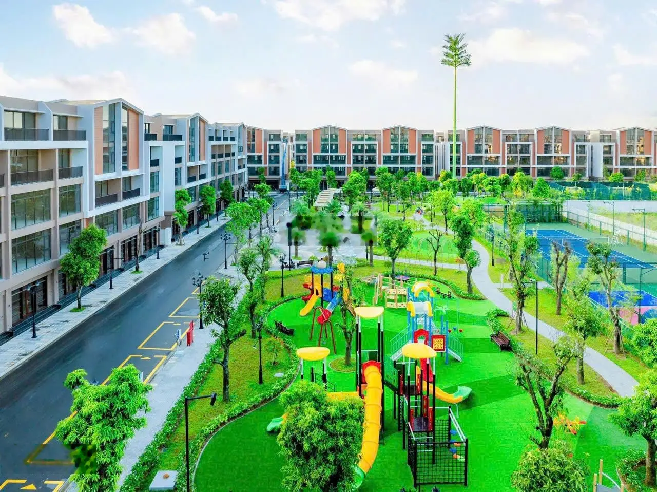 Liền kề 65m2 view trực diện công viên hướng Đông Nam, giá 9,5 tỷ tại dự án Vinhomes Ocean Park 3