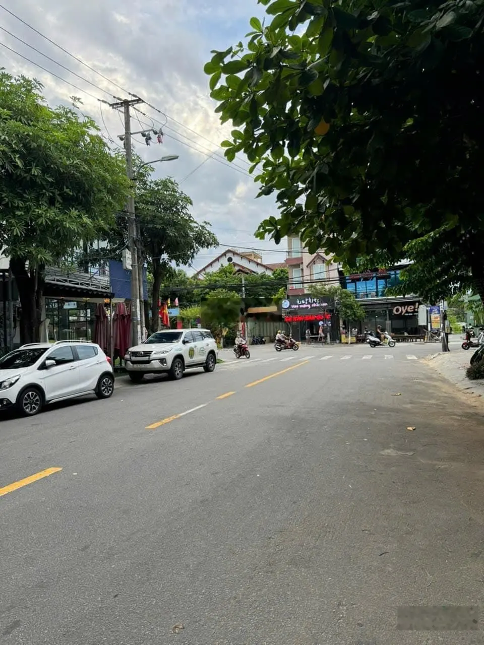 Cần bán căn nhà cấp 4 mặt tiền đường Nguyễn Hữu Dật sát Tiểu La, quận Hải Châu