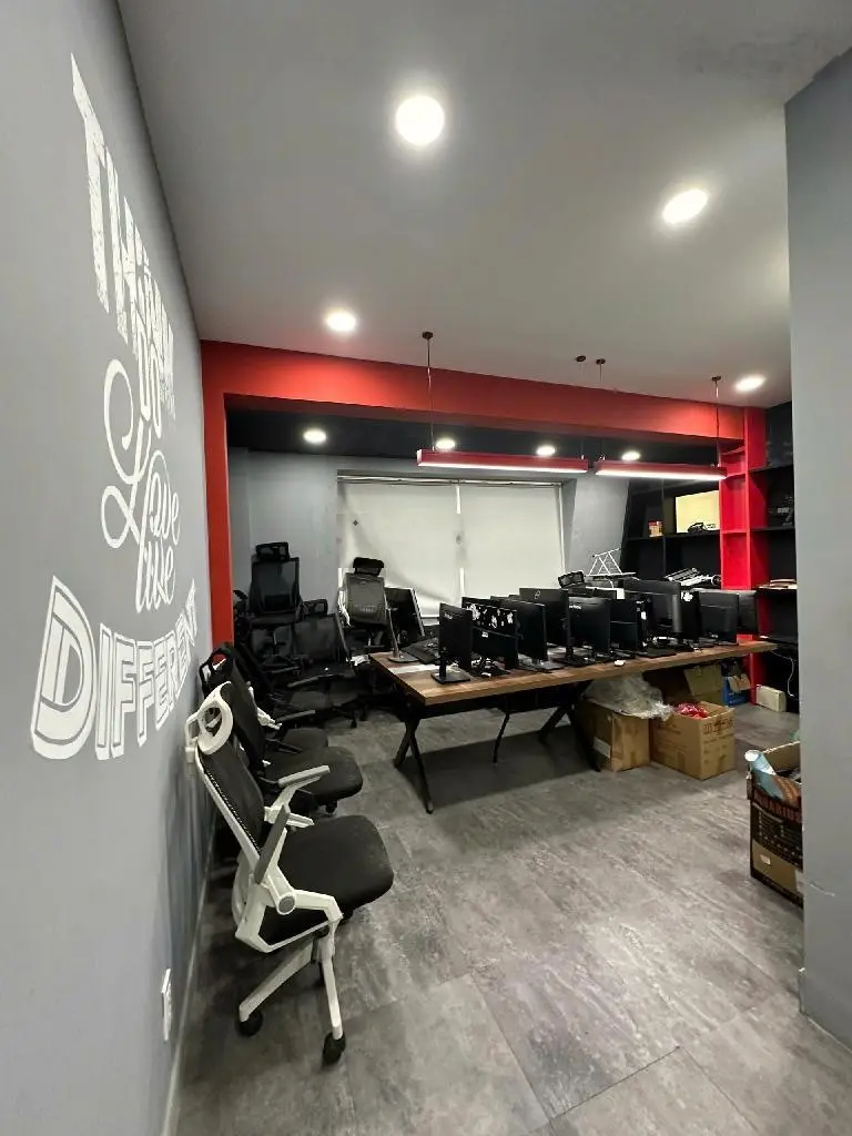 Giảm sốc 3 tỷ, Nhà KDC Cityland Center Hills,Trần Thị Nghỉ - Nguyễn Oanh, có hầm, 72tr/tháng