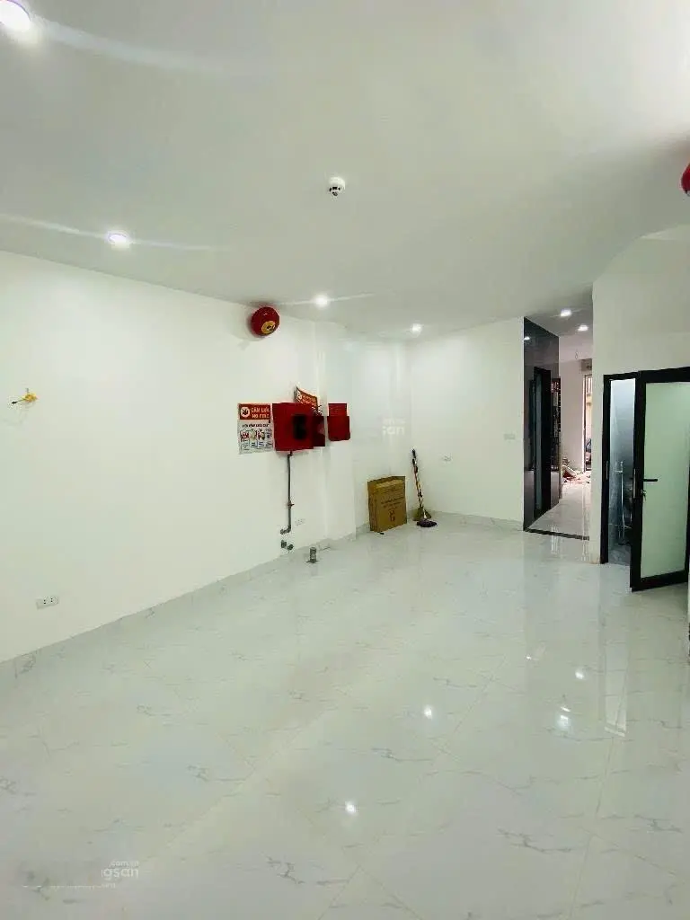 Bán CHDV ,CCmini Đức Diễn ,50m2 , 8p khép kín , tháng máy ,dòng tiền 40tr/1T . 10m oto , 9 tỷ có TL