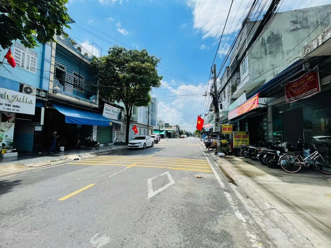 Khu dân cư vietsing - dãy trọ đẹp đường to chỉ 5.4 tỉ- hiếm bán. nhanh tay đầu tư -cho thuê 15tr/th