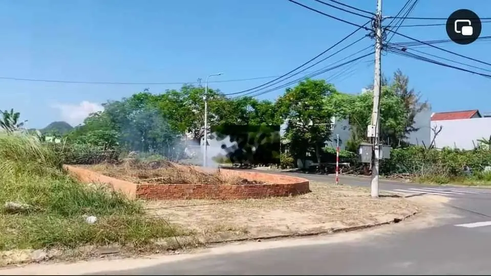 Bán lô phan tònh. Khu đông trà. Hòa hải. 4 tỷ 100 sát biển