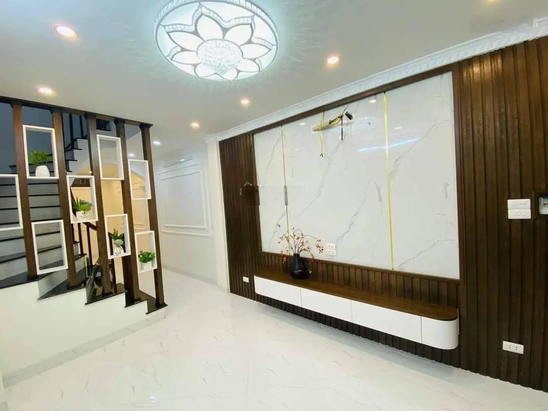 Nhà đẹp ô tô tải đỗ cửa - kinh doanh đỉnh - full nội thất