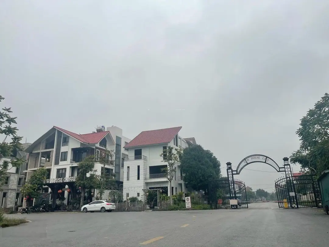 Chính chủ cần bán biệt thự đơn lập lô góc dự án Ngôi Nhà Mới. LH 0986 889 ***