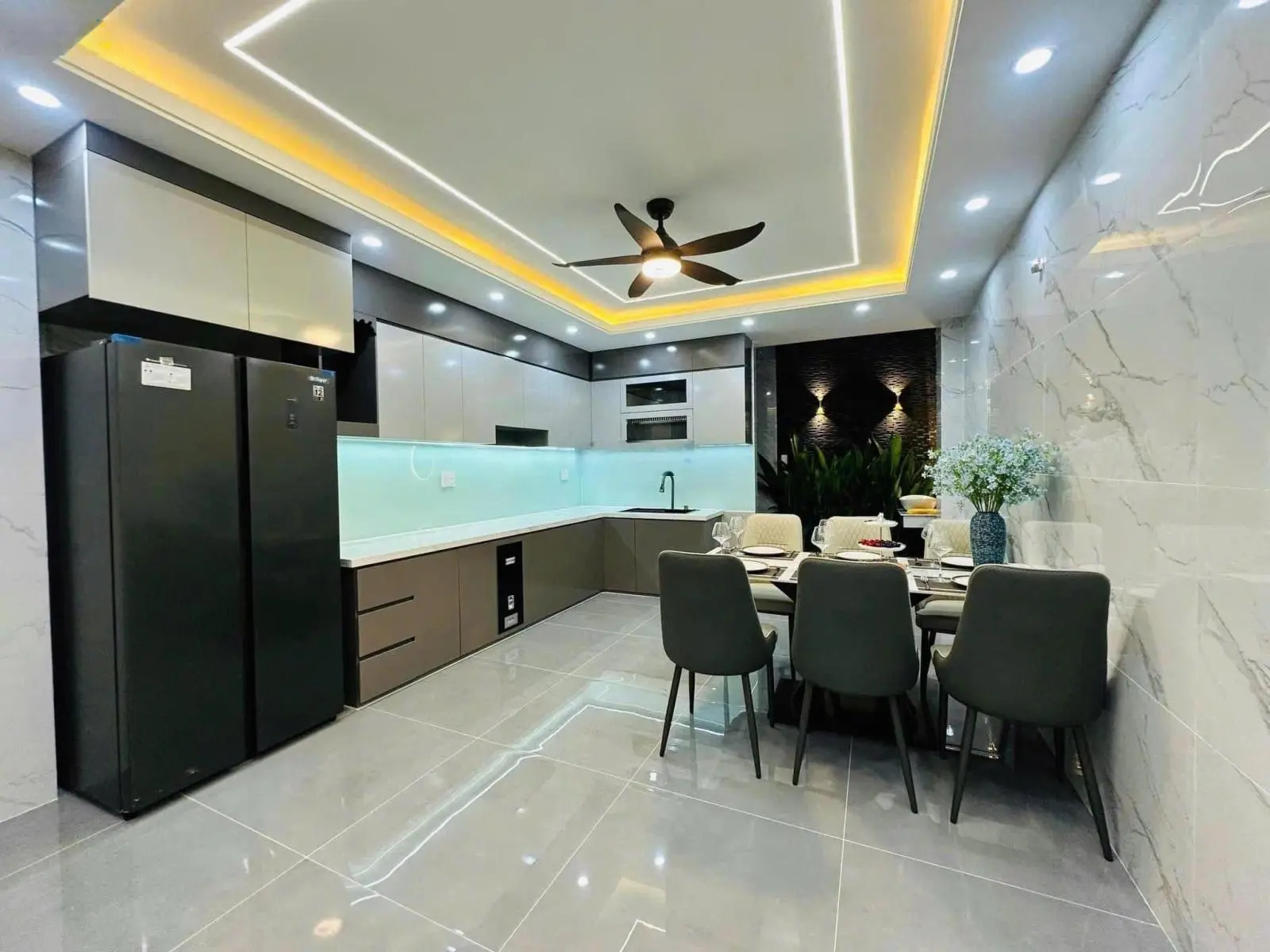 Chính chủ ký gửi bán gấp nhà Tô Ngọc Vân P. Thạnh Xuân, Q12, 64m2, hẻm xe hơi, sổ hồng