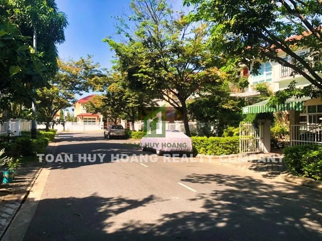 Bán biệt thự Phúc Lộc Viên hướng Đông Bắc, 4 phòng ngủ đẹp