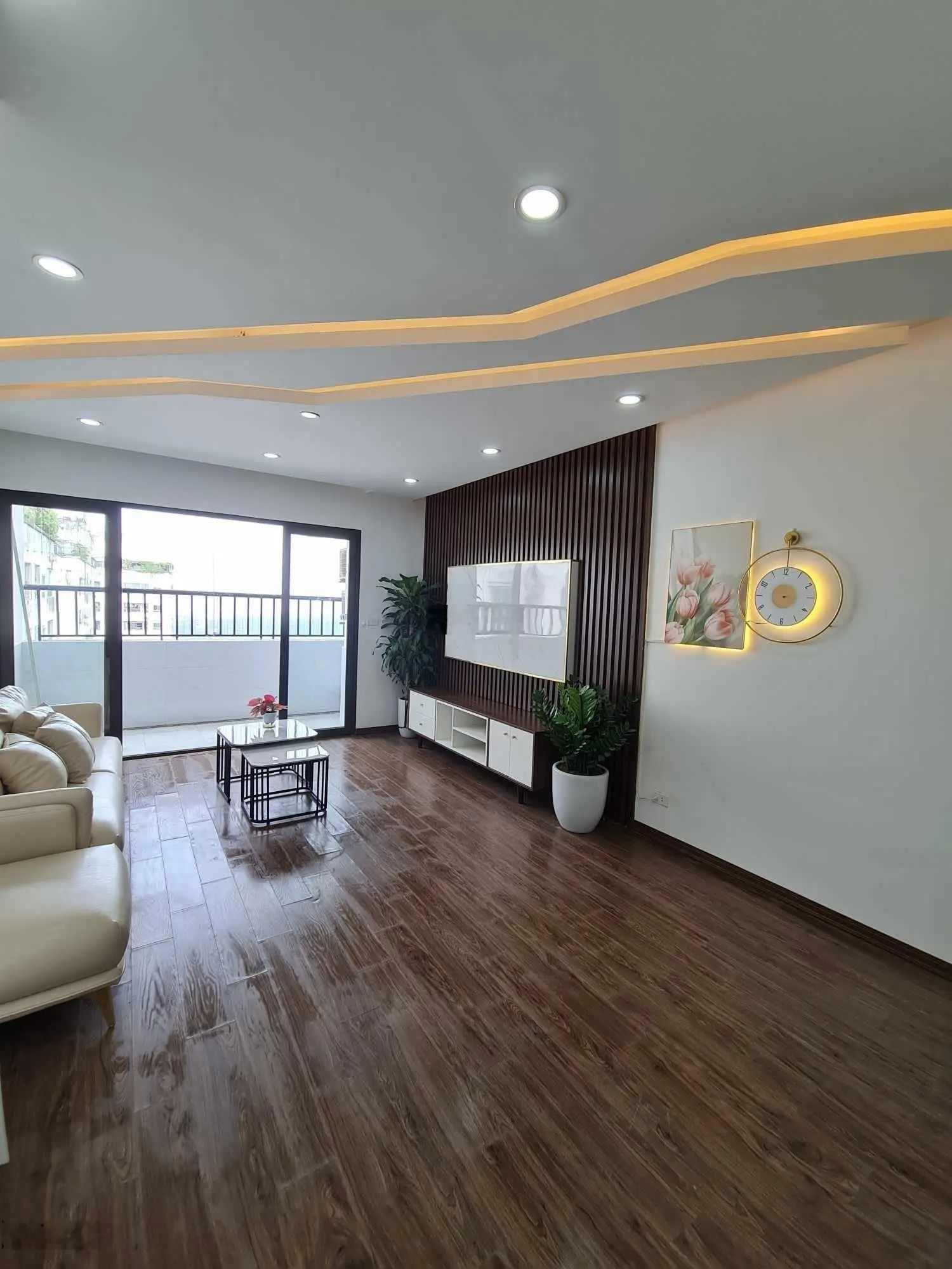 Bán gấp căn góc view hồ siêu đẹp tại HH2B, diện tích 76m
