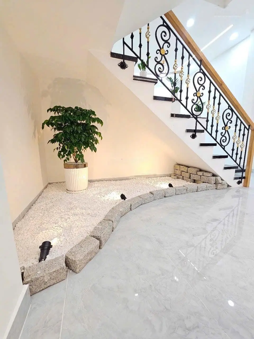 Bán nhà riêng 4 tỷ, 60m2 tại Nguyễn Thị Thập, Bình Thuận, Q7, HCM chỉ với Hot!