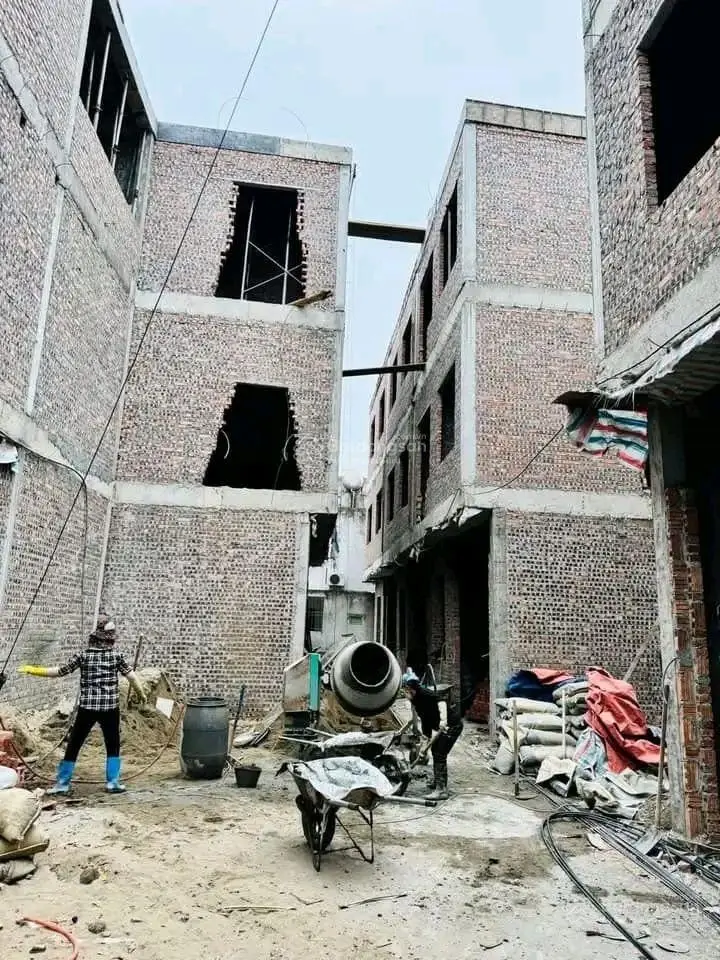 Bán nhà ngõ gần khu đô thị tuệ tĩnh giá 2tyxx