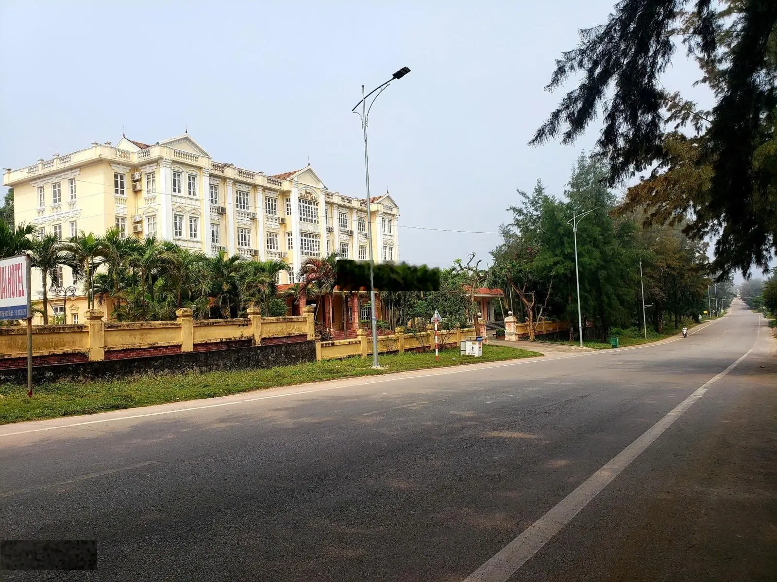 Chính chủ bán nhanh Khách Sạn Ban Mai siêu rộng đẹp tại biển Trương Pháp - Đồng Hới - Quảng Bình