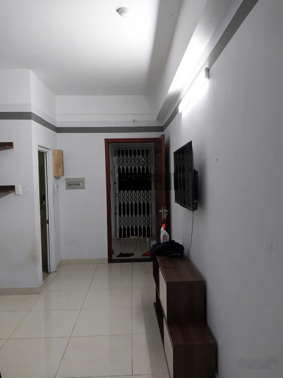 Kẹt tiền bán gấp căn IDICO Tân Phú 2PN tặng lại nội thất giá 1,68tỷ thương lượng. LH 0933 734 *** Duy