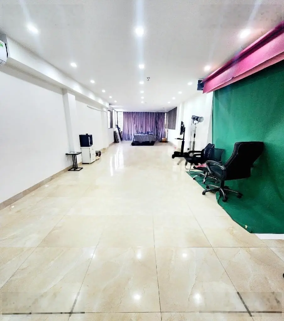 Mặt phố Cầu Giấy 90m2 - vỉa hè - 8 tầng thang máy - kinh doanh đỉnh - Nguyễn Khang 90m2 - 8 tầng