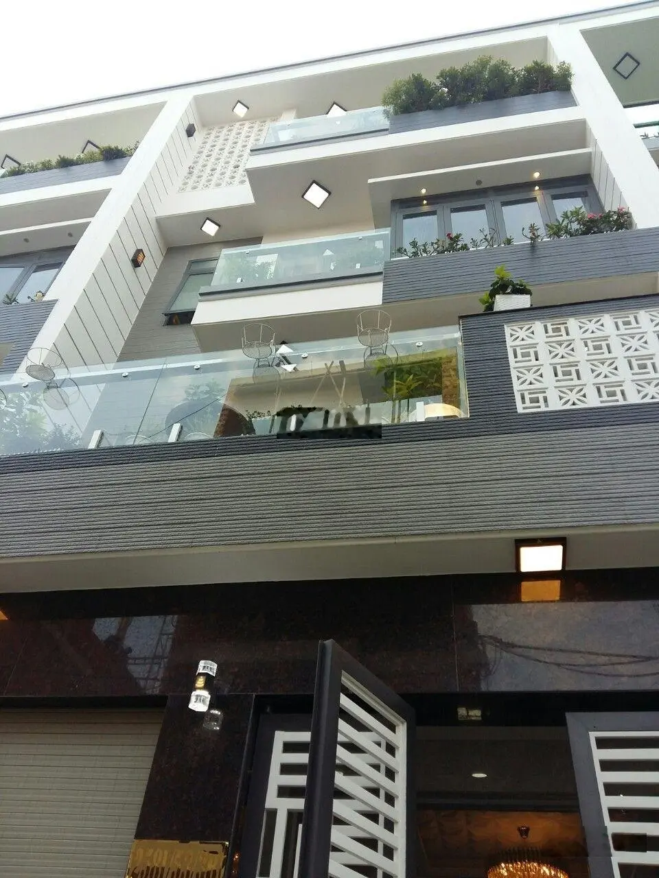 Mặt tiền KD đa ngành đường Nguyễn Du, Bến Nghé, Q1. Ngang khủng 4.3m, vị trí đắc địa bậc nhất Q1