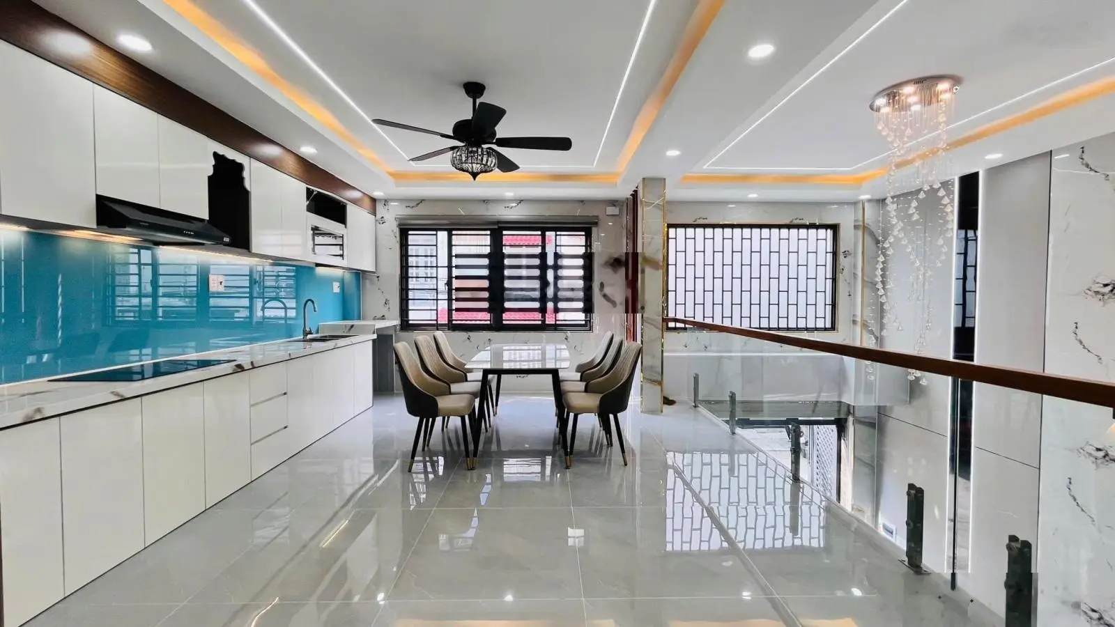 Villa phố cao cấp ngang 7m full nội thất 1 lửng 3 lầu ngay sát công viên