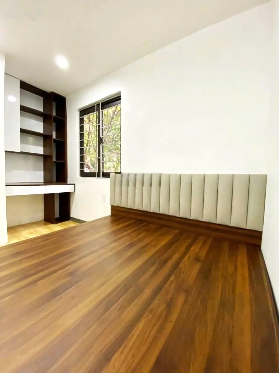 Bán gấp nhà Hà Cầu, Hà Đông - diện tích 36m2 - nhà đẹp - lô góc - 2 thoáng