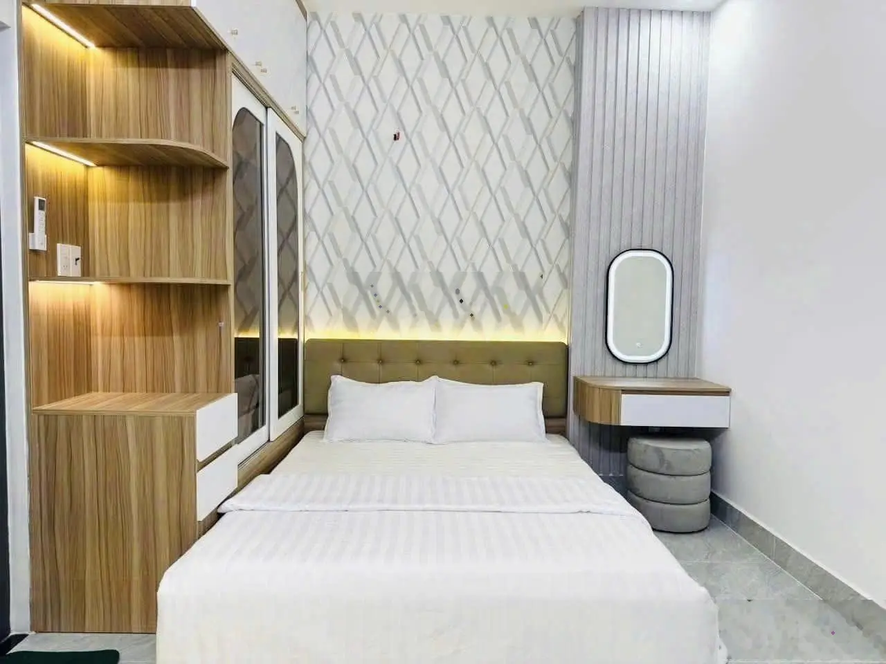 Đậu visa cần bán nhà Đường Phan Huy Ôn P. 19 Bình Thạnh DT 5x12m KC 1 trệt 3 lầu 4PN 5WC