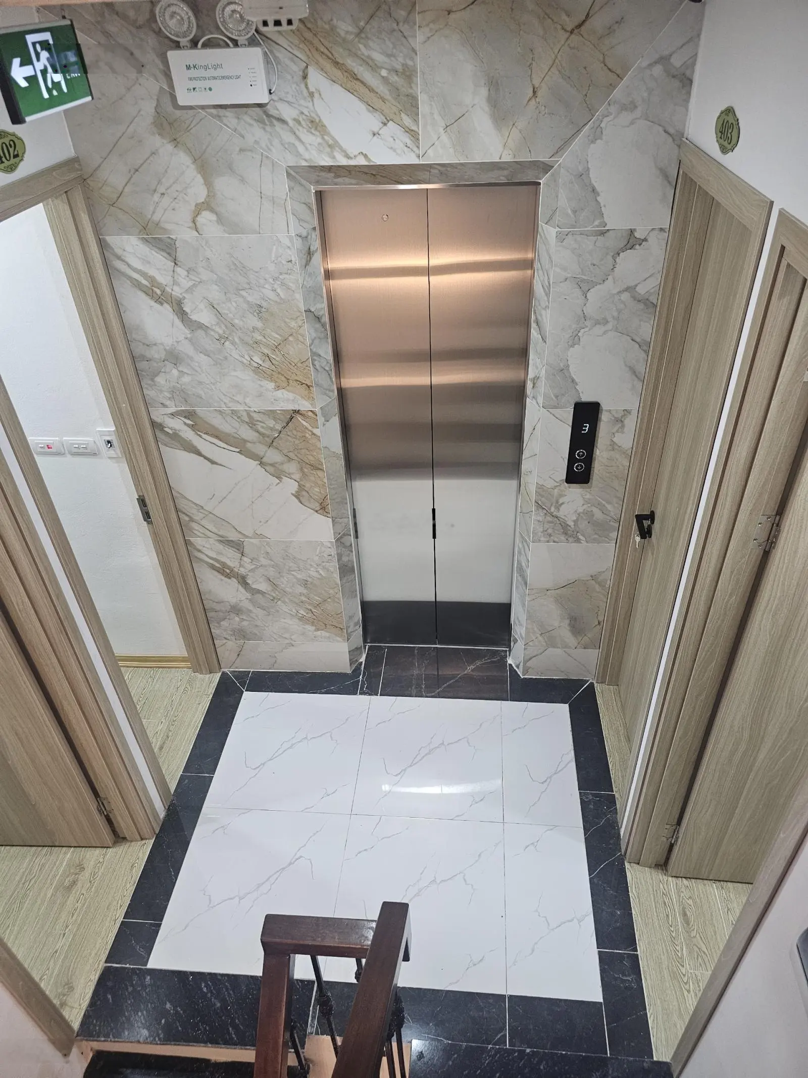 Cần bán gấp nhà dòng tiền cao Ngõ 63 Lê Đức Thọ 85m2, 7T, 22 P khép kín đủ đồ, thang máy giá tốt