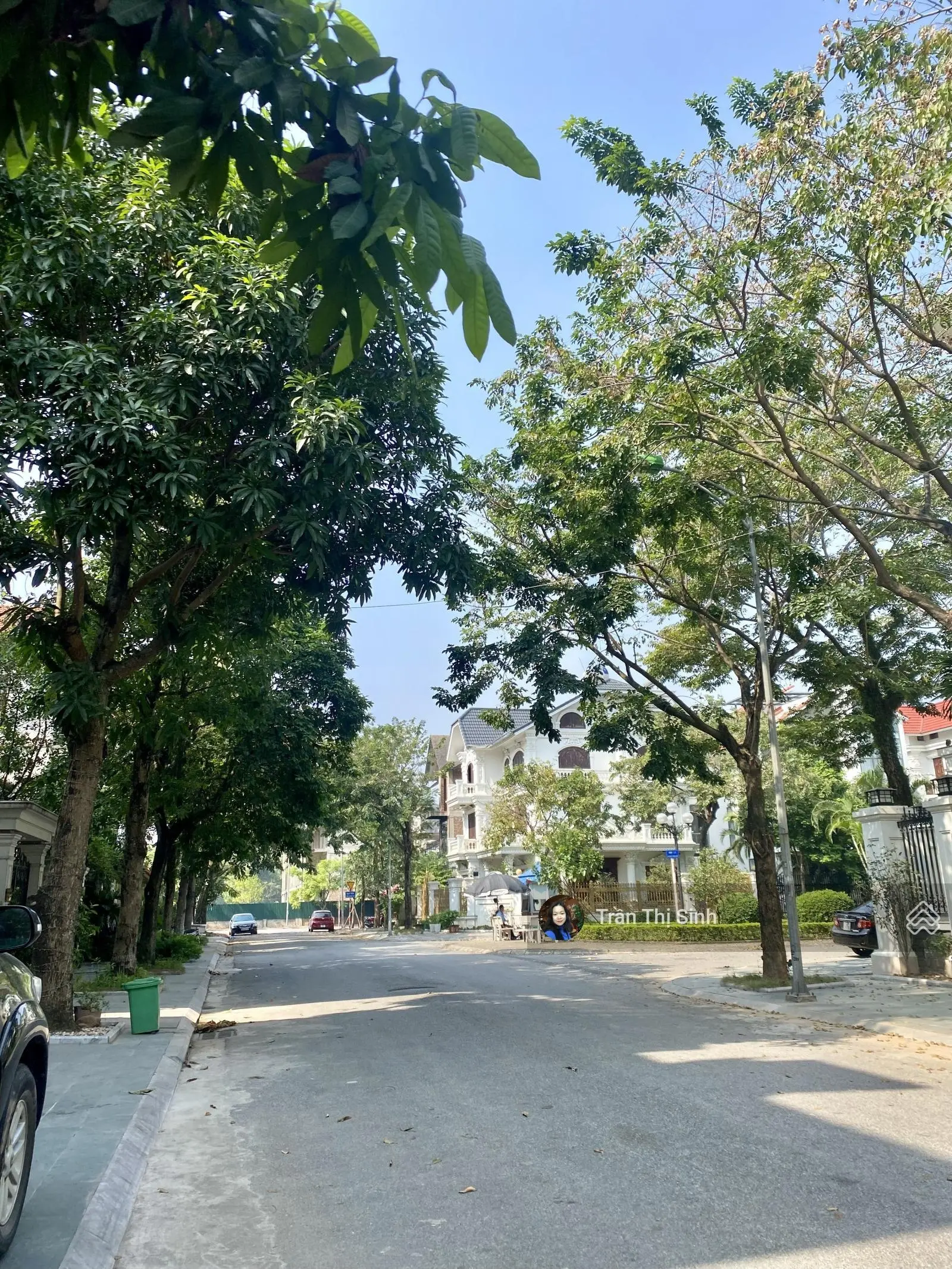 Hiếm. 125m2 đất view nhà văn hoá Thanh Am đường 15m, vỉa hè đá bóng. MT gần 8m xây toà nhà 8 tầng