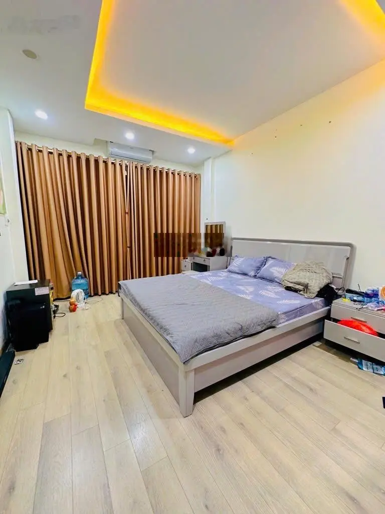 Cần bán căn nhà riêng An Dương, đẹp, thông thoáng, ở ngay. 30m2, 5 tầng