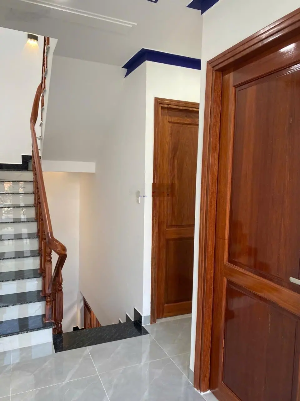Gởi ae bán gúp 3 căn nhà mới đúc mới tinh mặt tiền đường mai an tiêm phường vĩnh phước hh 70tr/ căn