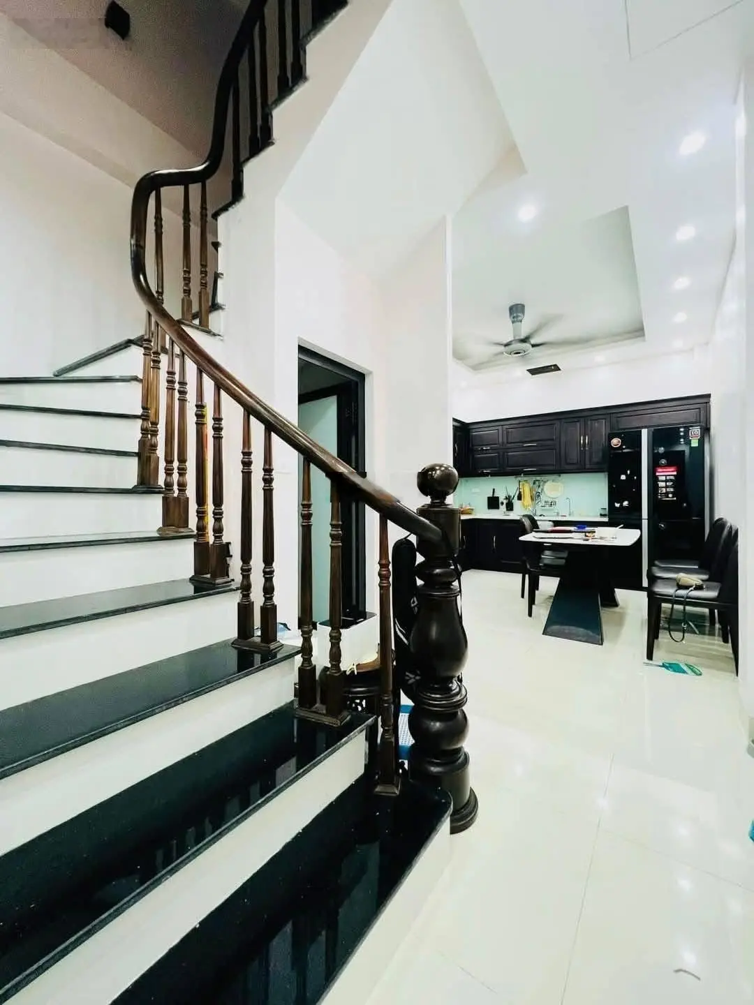 Bán nhà dân xây TT Tây Hồ - diện tích 50m2x4T - 2thoáng - ô tô đỗ cổng - giá 8.8 tỷ
