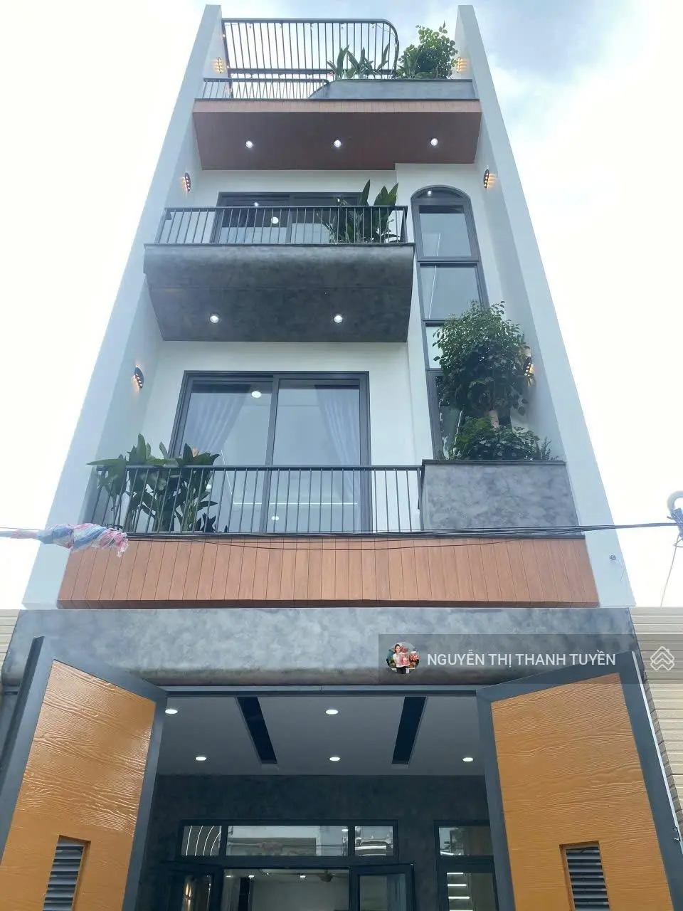 Siêu phẩm 4 tầng mới tinh đường 24 P.Linh Đông - DT chuẩn (4.35x15m) có Gara Ôtô Giá cực tốt