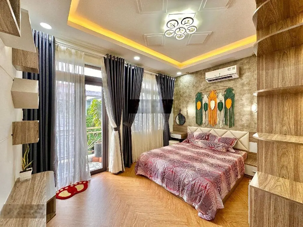 Nhà Tân Bình 4 tầng 5 pn đẹp long lanh, xe hơi ngủ trong nhà, nội thất cao cấp