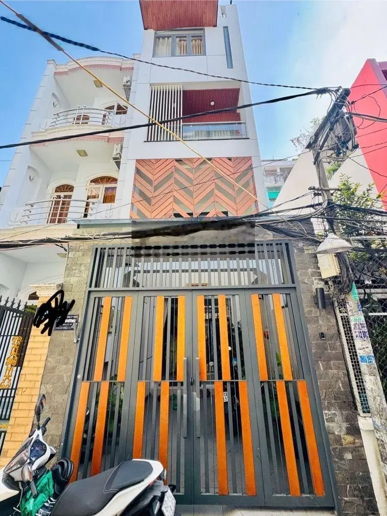 Bán Nhà Riêng Cao Thắng, 12 tỷ, 60 m2, 4PN, 5WC, có thang máy , nhiều tiện ích