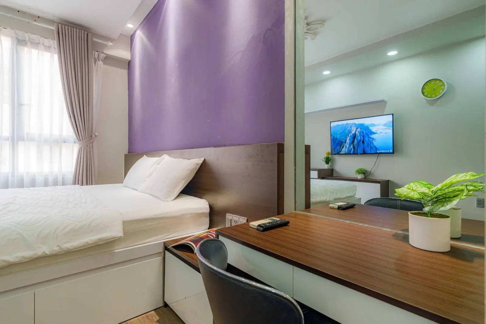 Cần bán gấp căn hộ chung cư Sky Center Tân Bình 97m2, 3PN, Full NT giá: 5,1 tỷ. LH 0931 196 *** Thành