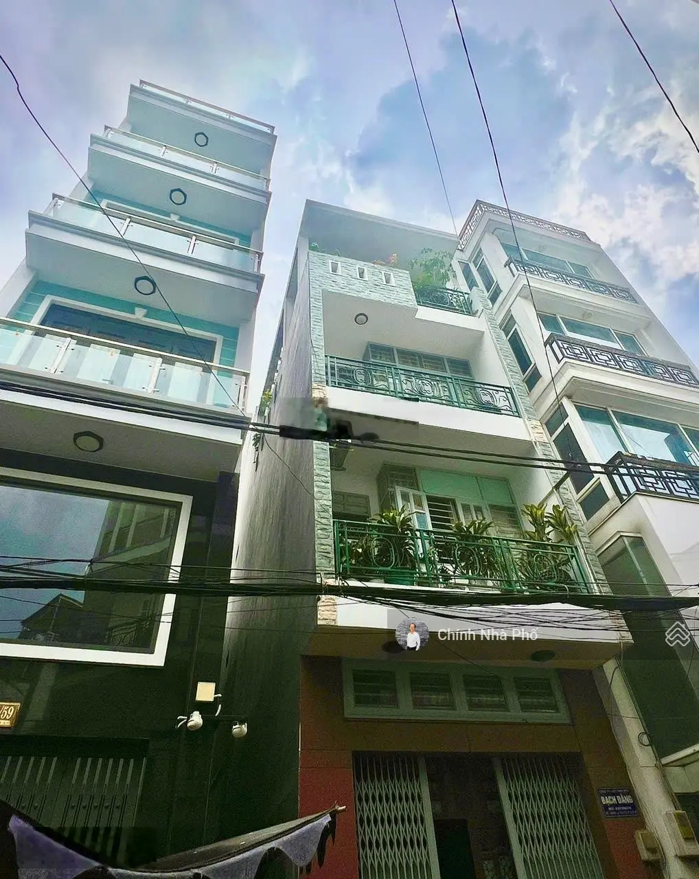 Quận 10, mặt tiền hẻm kinh doanh, cấp 4, 105m2 (5m x 20m) vuông đẹp, lộ giới ít, xây mới 6 tầng