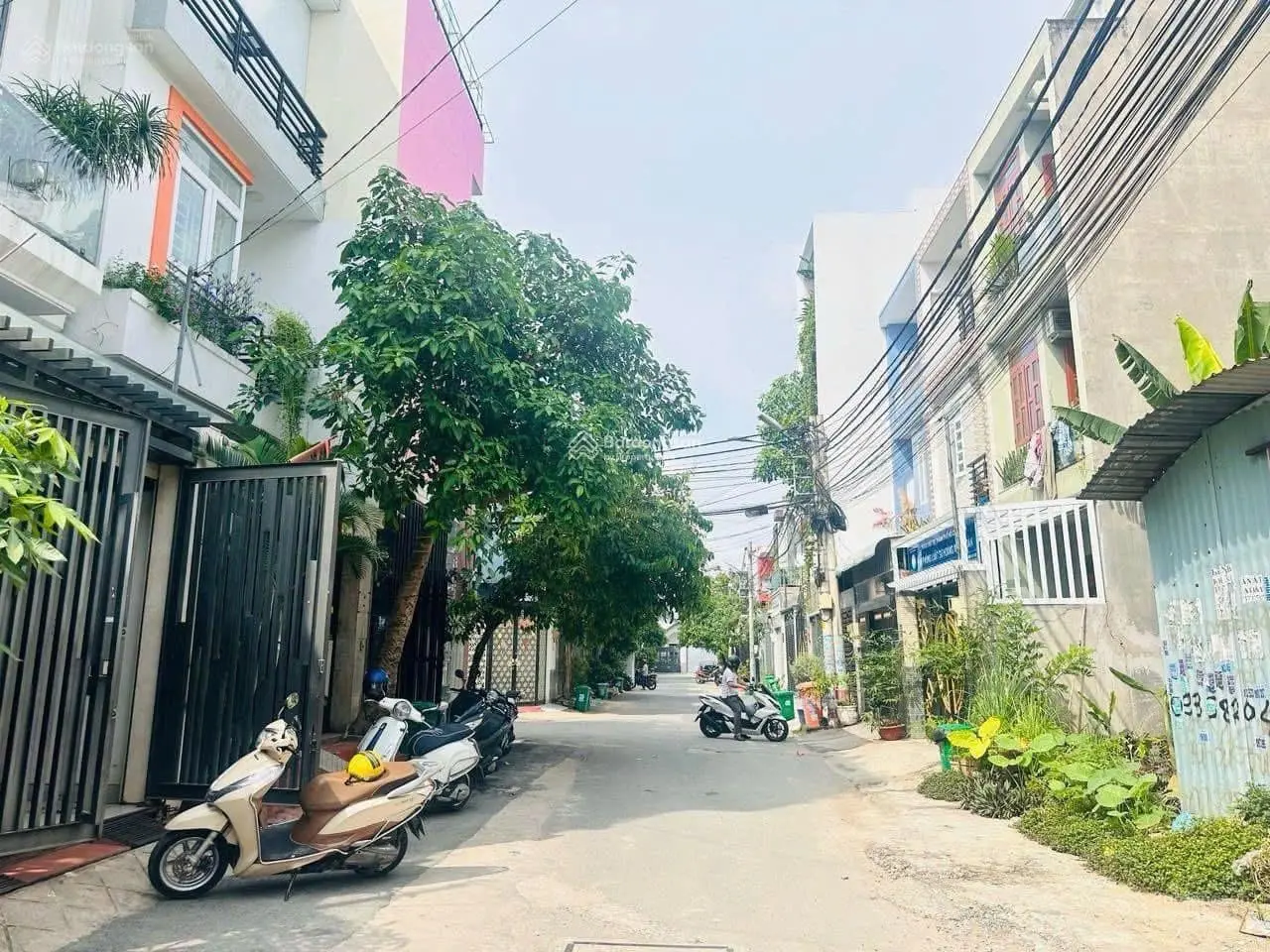 Bán dãy trọ DT 155m2 (6x26), thu nhập 20tr/th trong khu dân cư Khang Trang, gần Vincom Lê Văn Việt
