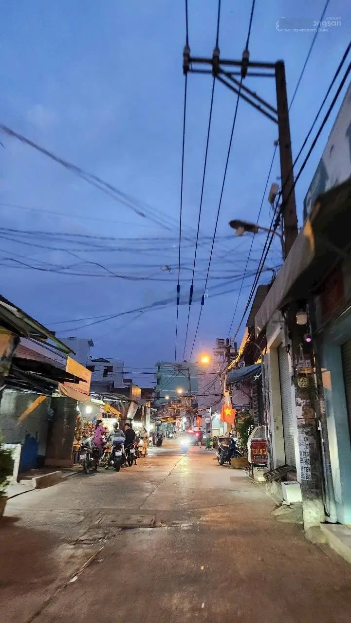 Nhà bán đường Hồ Học Lãm gần Võ Văn Kiệt - 100m ( 5.6 x 18 ) 3 TẦNG 4PN - chủ gấp bán