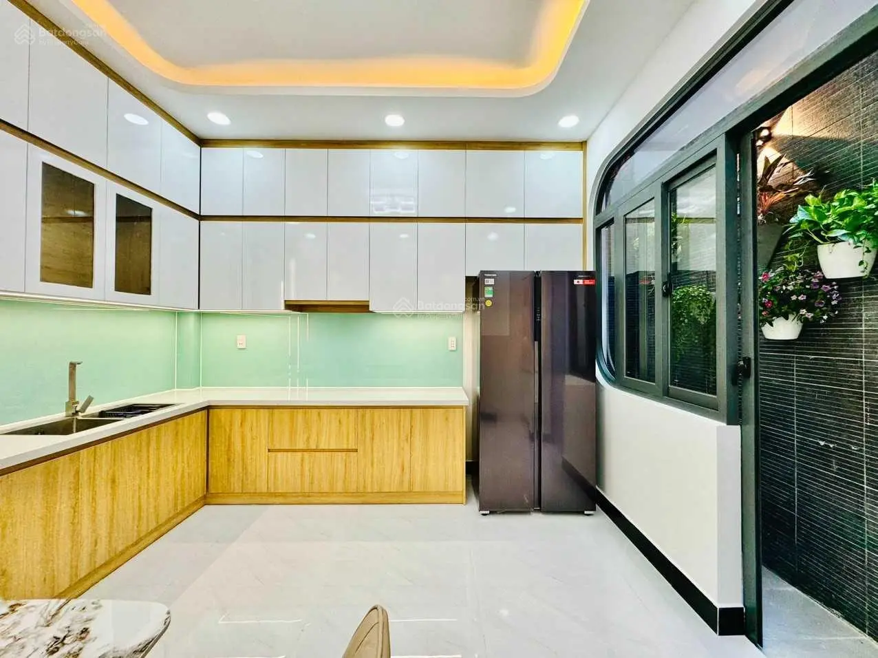 Bán nhà hẻm 8m Bùi Đình Túy, hẻm kinh doanh có vỉa hè (4,2x18m) trệt 2 lầu, giá chỉ 11,8 tỷ TL