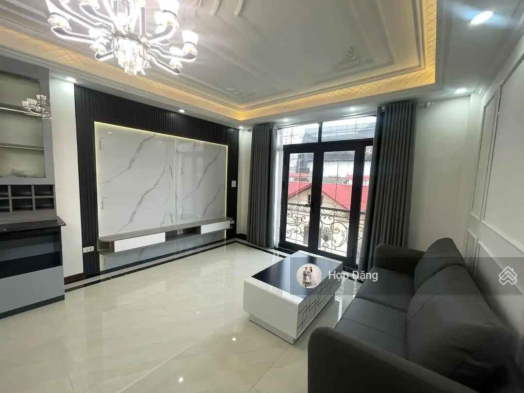 Vương Thừa Vũ Nhà 7 Tầng Ngõ Thông otto Đậu cửa Vừa ở Vừa KD